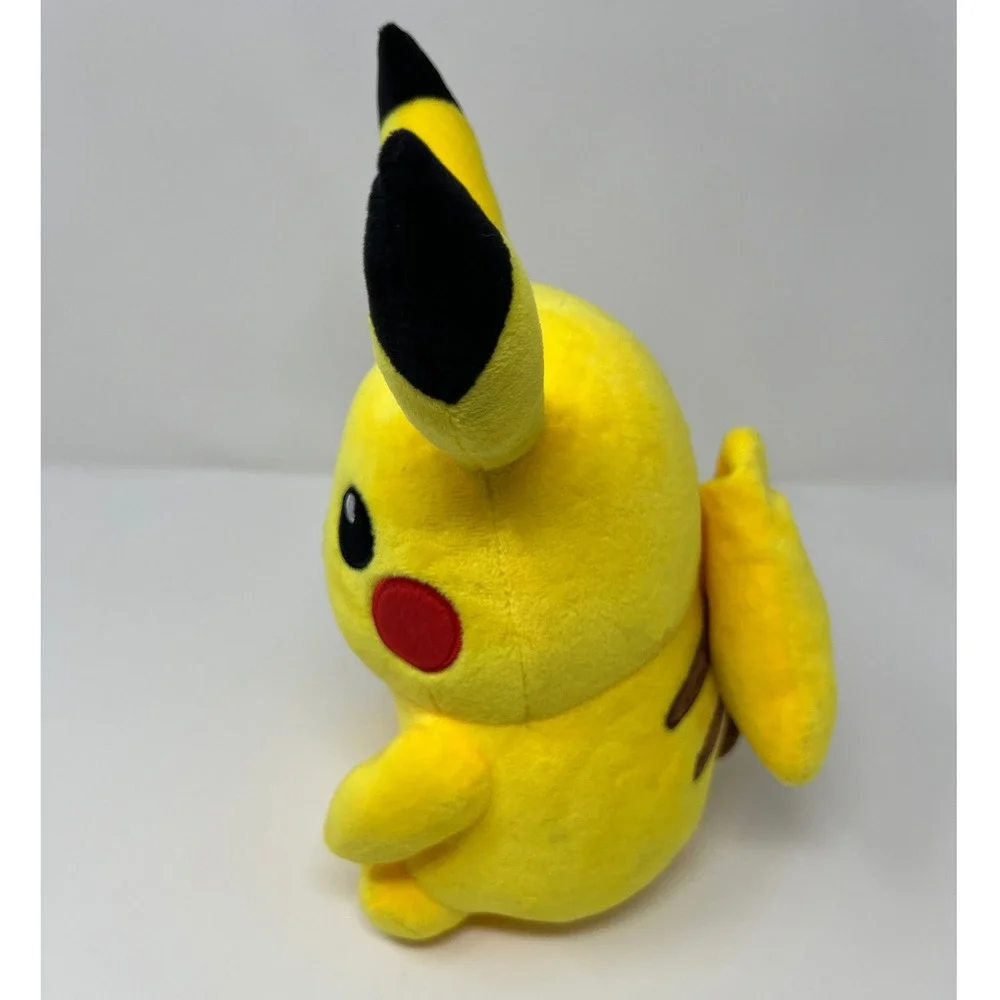 Pokemon‎ Pikachu Plush Sitting 8 Inch Yellow Stuffed Animal Toy Figure